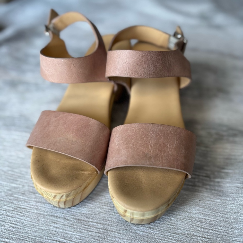 Nisolo All-Day Open Toe Clog in Desert Rose - Picture 3 of 9